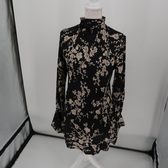 Free People Floral Tate Tunic in "Black Combo" Open Back Size Small NWT - Picture 1 of 9